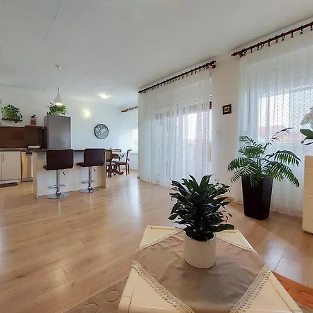 Apartment Ljubica